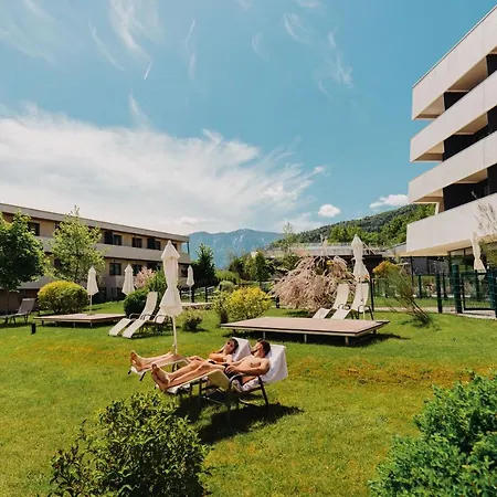 ثيرمينهوتيل كارافانكينهوف 4* فيلاخ