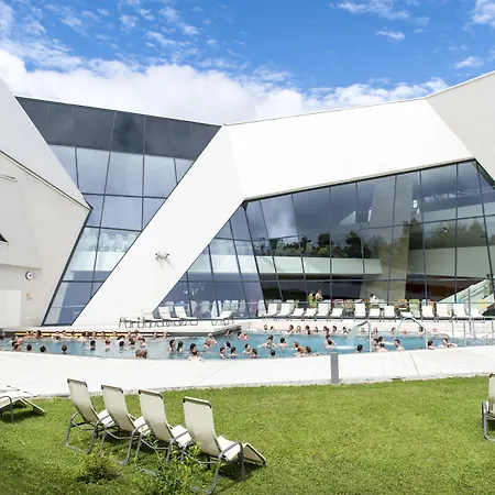 ثيرمينهوتيل كارافانكينهوف فيلاخ