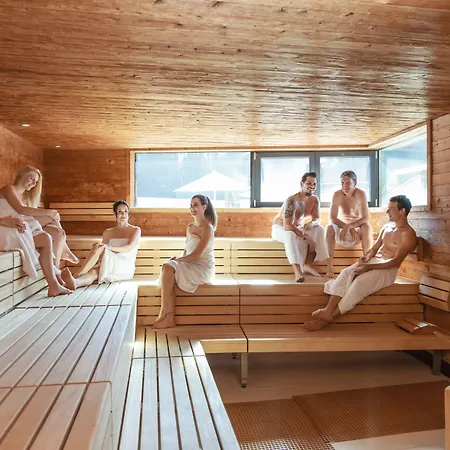 特尔蒙卡拉瓦肯豪弗酒店 4* 菲拉赫